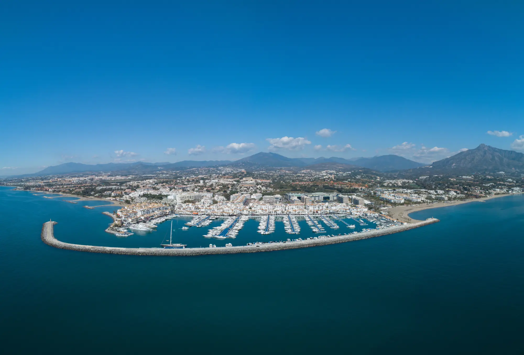 Puerto Banús - Marbella Beachfront